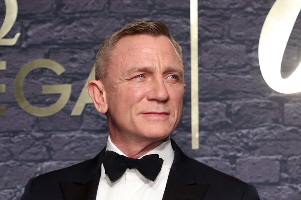 Daniel Craig