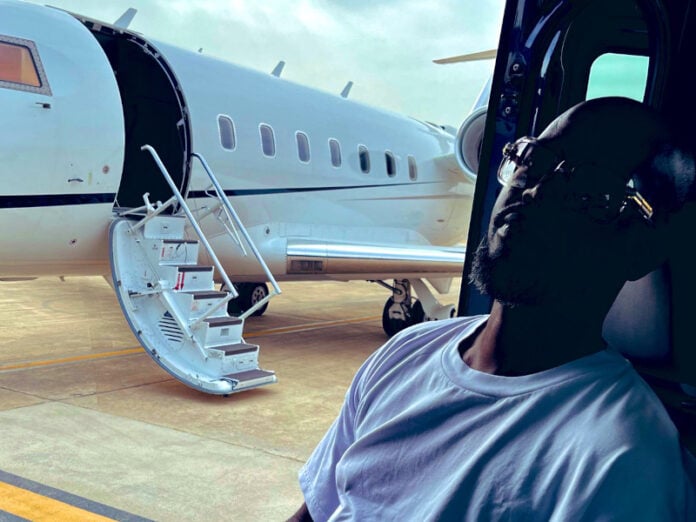 Black Coffee back home after aeroplane incident