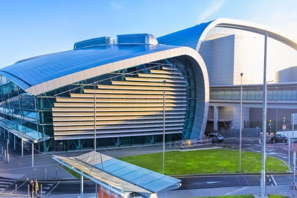 Investigation launched as âcarnage avertedâ when jet bridge collided with aeroplane at Dublin Airport