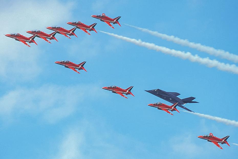 John Duder's Interview With Steve Crampton: The Red Arrows in formation with the F-117 Nighthawk Stealth Fighter at RIAT in 2003