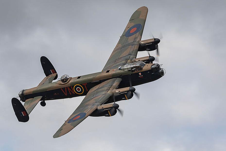 John Duder's Interview With Steve Crampton: Avro Lancaster aircraft